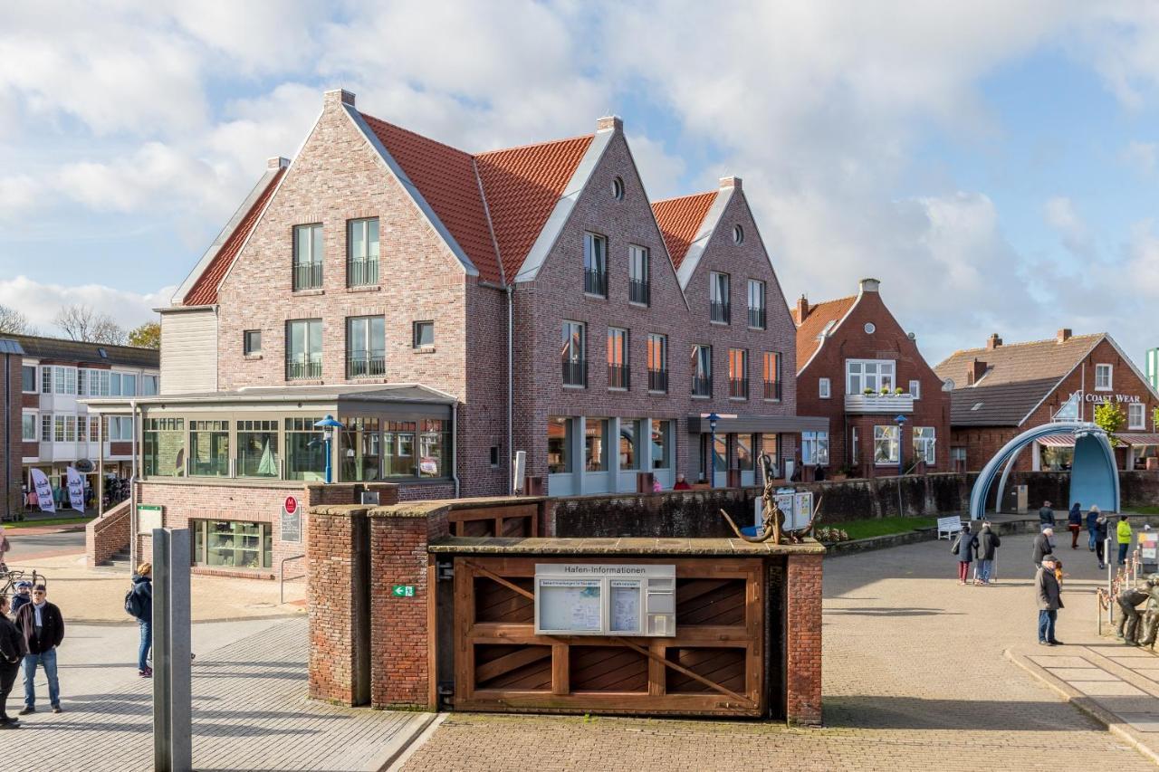 Mingers Hotel Neuharlingersiel Esterno foto